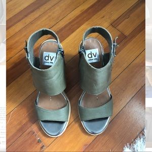 Perfect for Fall 🍁 Dolce Vita Sandals